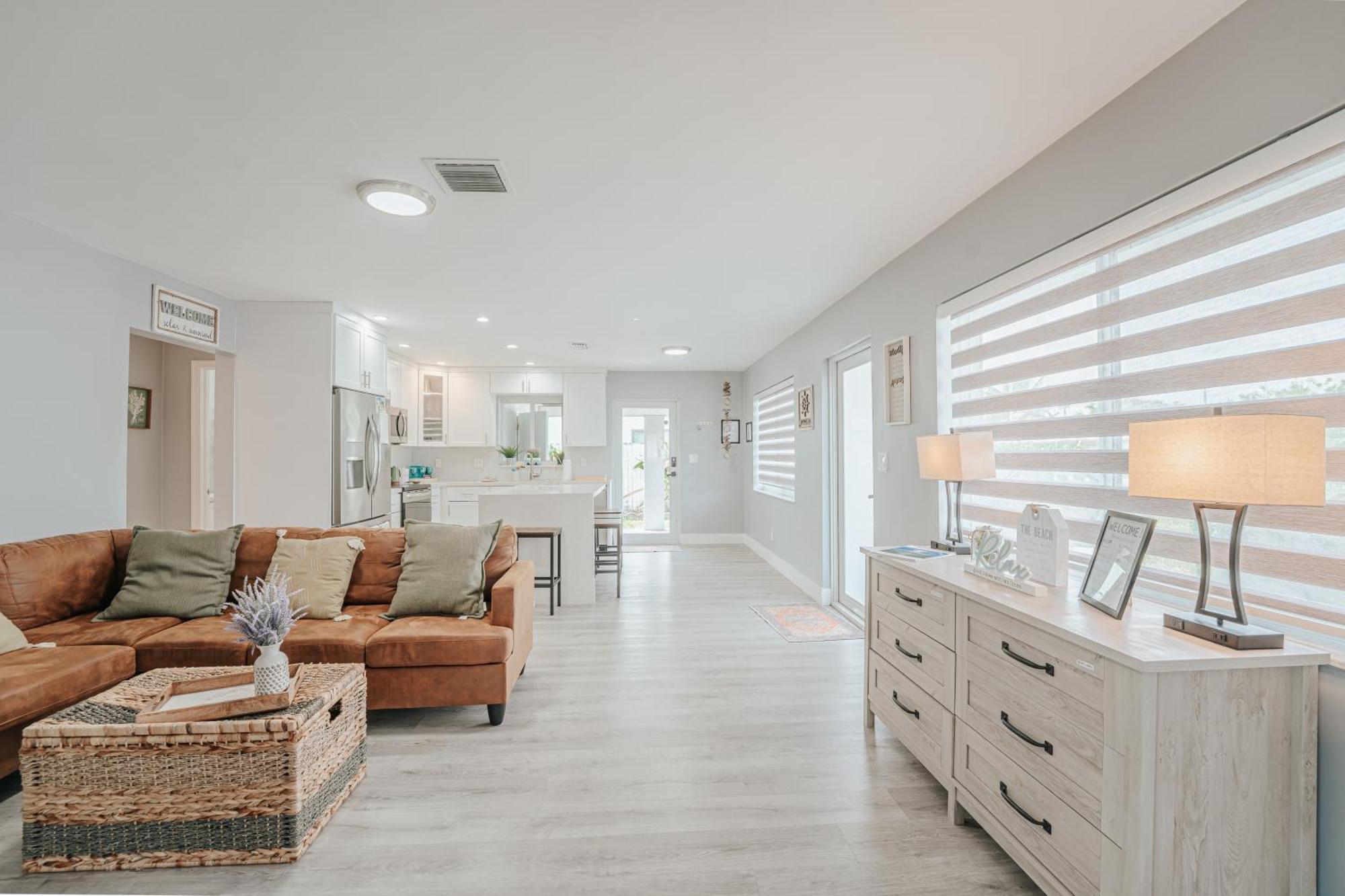 Home With A Pool Close To Beach And Fll Airport Pool Heated October- March Fort Lauderdale Dış mekan fotoğraf